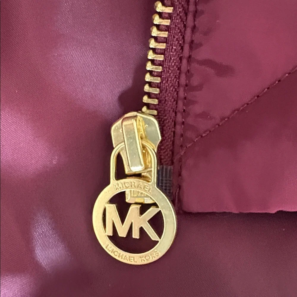 Michael Kors Dark Ruby Quilted Puffer Vest Gold Zip Size Small NWT